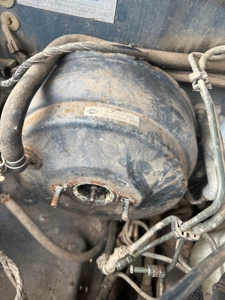 1993 Nissan Pathfinder Brake Booster #B322