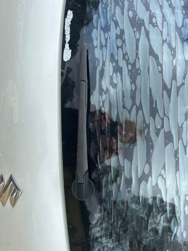 2007 Suzuki Swift Tail Gate Wiper Arm #B228