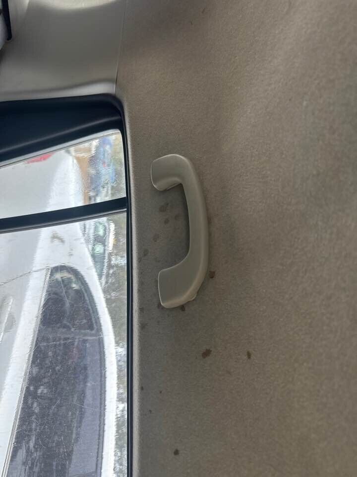 2007 Suzuki Swift Upper Grab Handle LH Rear #B228