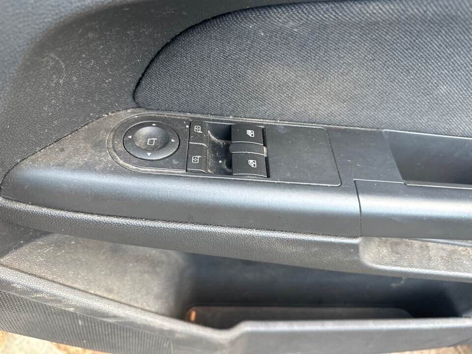 2008 Holden Ah Astra Electric Window Main Front Switch #B214