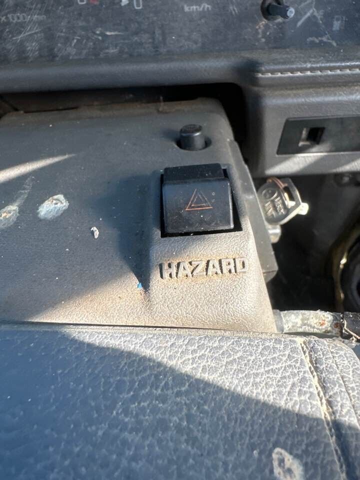 1989 Toyota 4Runner Hazard Light Switch #B276