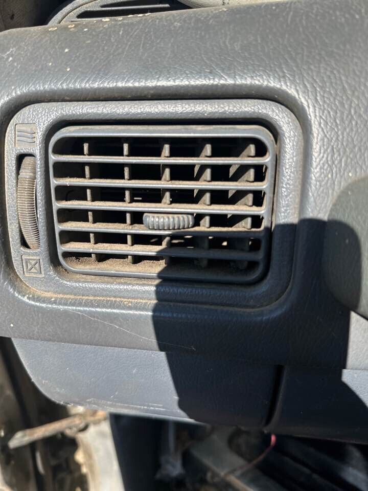 1993 Toyota 80 Series Land Cruiser Aircon Vents Front Left #B257