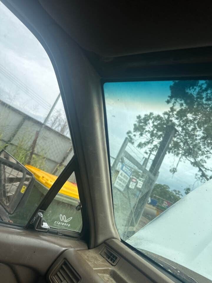 1990 Holden Tf Rodeo Windscreen LH Inner Pillar Trim #B132