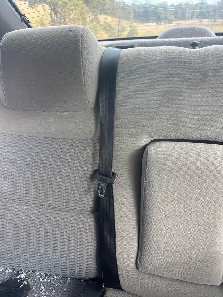 1994 Holden Vr Berlina Rear Centre Seat Belt #B222