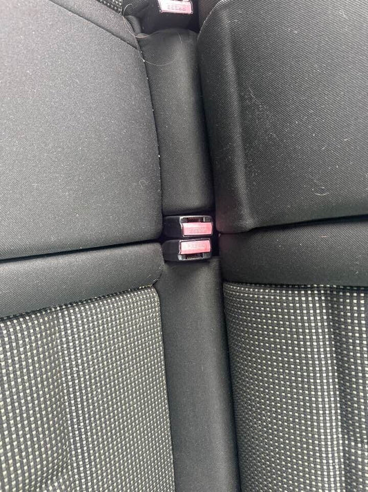 2007 Peugeot 407 Seat Belt Stalk LH Rear #B137