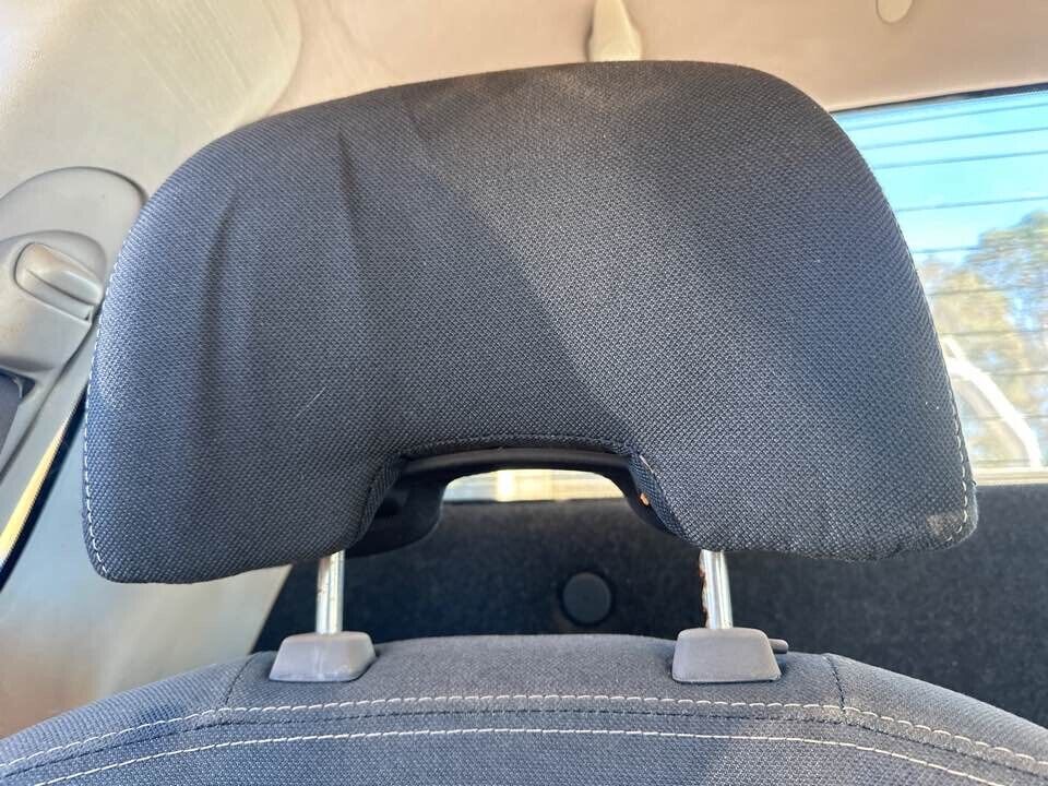 2008 Ford Ba Falcon Ute RH Drivers Front Head rest #B294