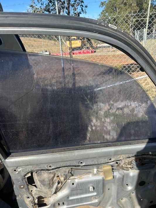 1993 Toyota 80 Series Land Cruiser LH Passengers Front Window Glass #B257