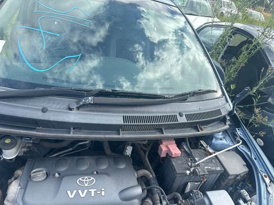 2007 Toyota Yaris LH Passengers Wiper Arm #B145