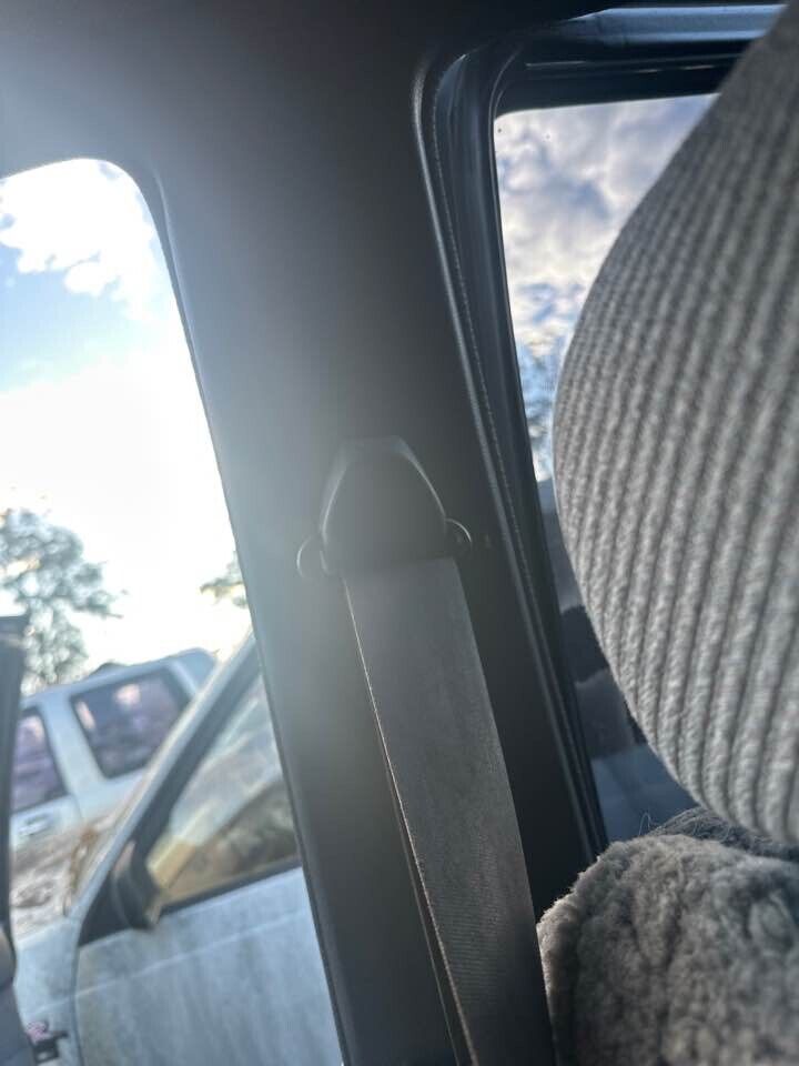 1990 Toyota 4Runner Centre RH Inner Pillar Trim #B279