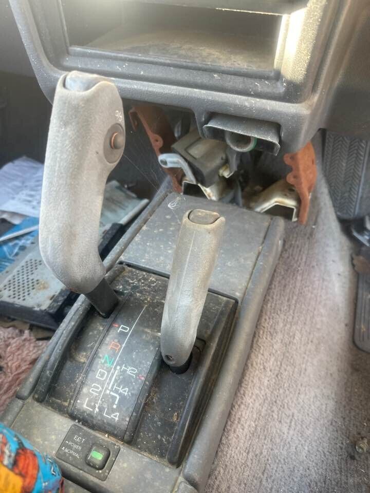 1992 Toyota 4Runner T-Bar Shifter #B284