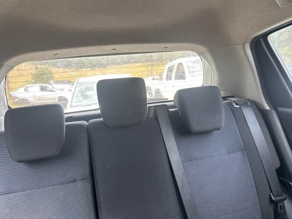 2007 Suzuki Swift Centre Rear Head Rest #B228