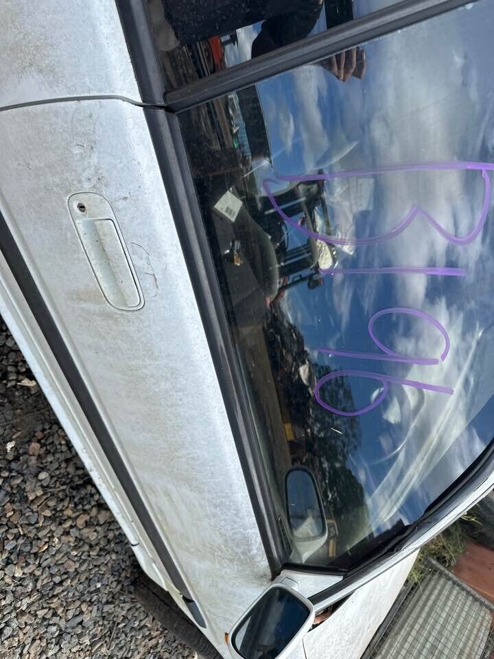 1992 Honda Integra Weather Strip RH Front #B196