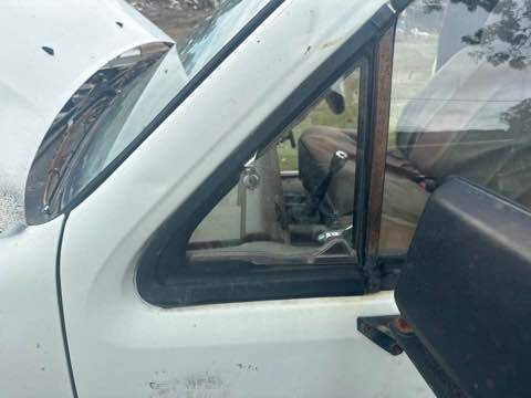 1990 Holden Tf Rodeo Fixed Door Glass 1/4 LH Front #B132