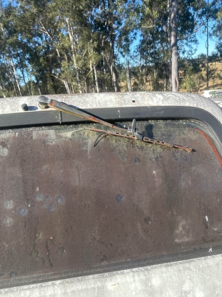 1992 Toyota 4Runner Tail Gate Wiper Arm #B284