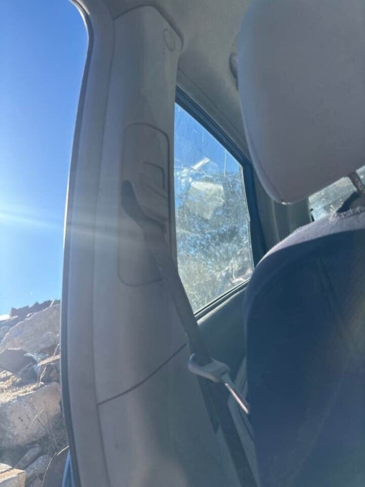 2007 Kia Cerato Centre RH Inner Pillar Trim #B272