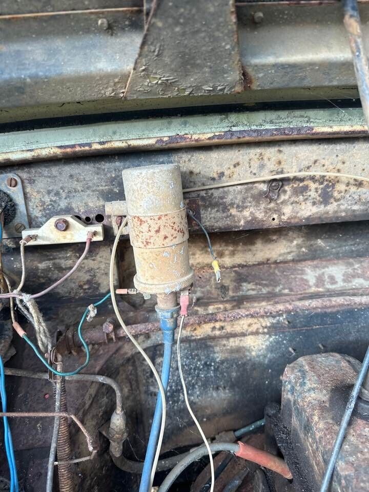 1974 Land-Rover 109 Coil Pack Set #B317