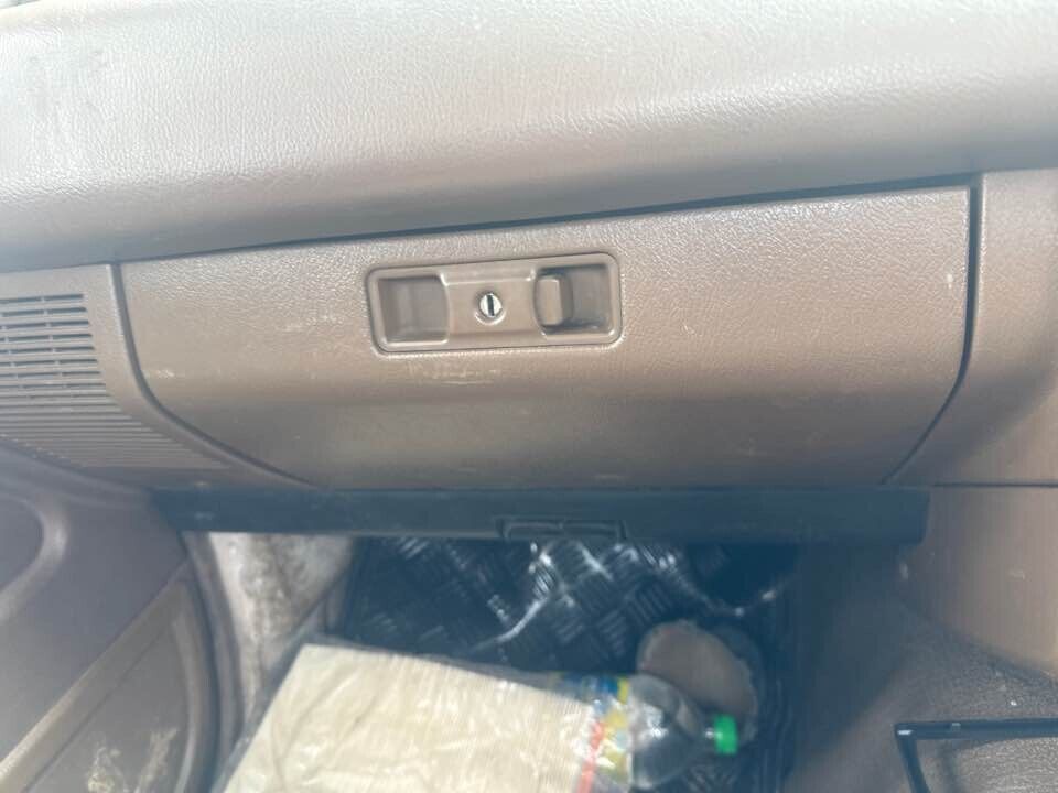1990 Holden Tf Rodeo Glove Box Lid #B132