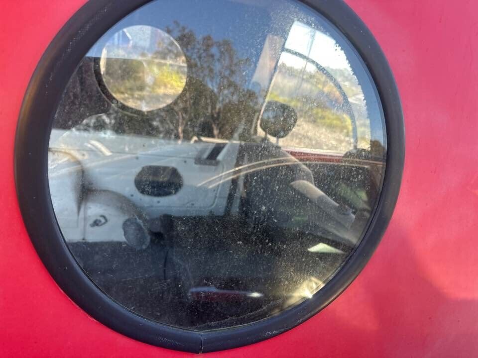 1994 Nissan S-Cargo Cargo Glass RH Rear #B261