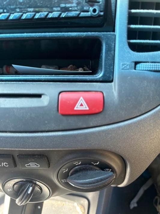 2007 Kia Rio Hazard Light Switch #B209