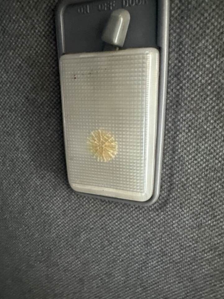 1990 Toyota 4Runner Interior Light Assembly #B279