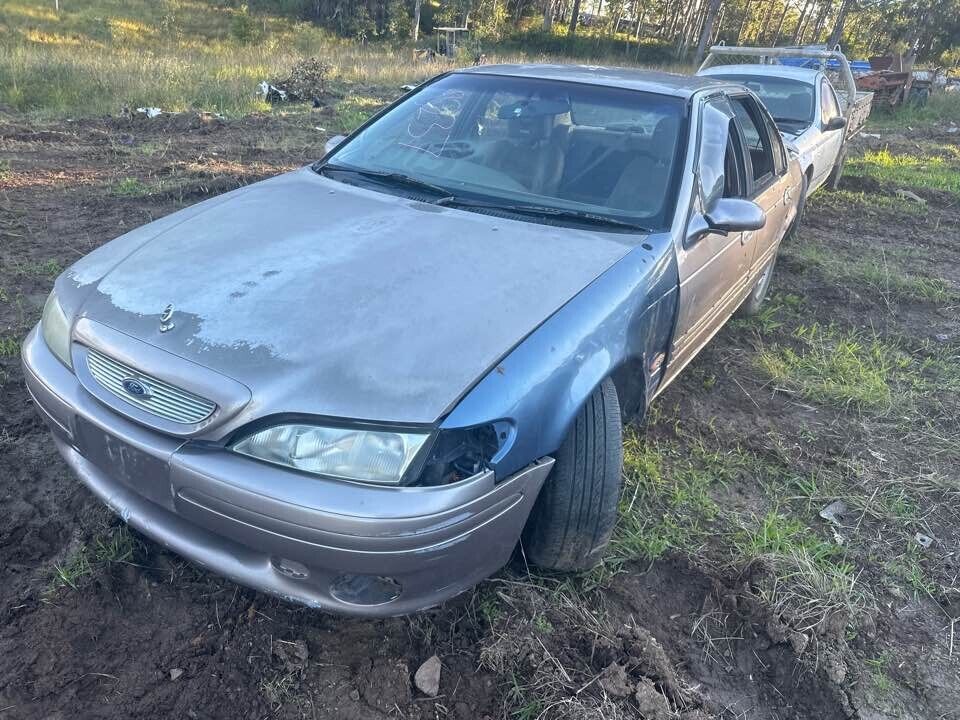 1995 Ford Ef Fairmont Front Grill #B237