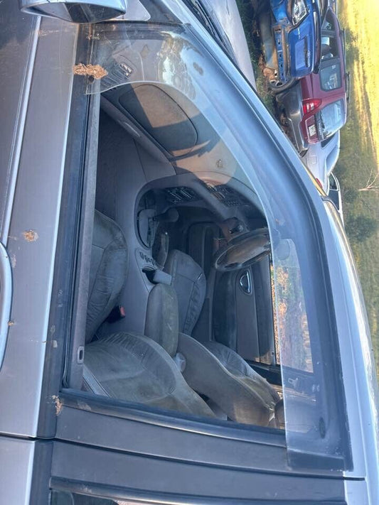 1995 Ford Ef Fairmont LH Passengers Front Window Glass #B237