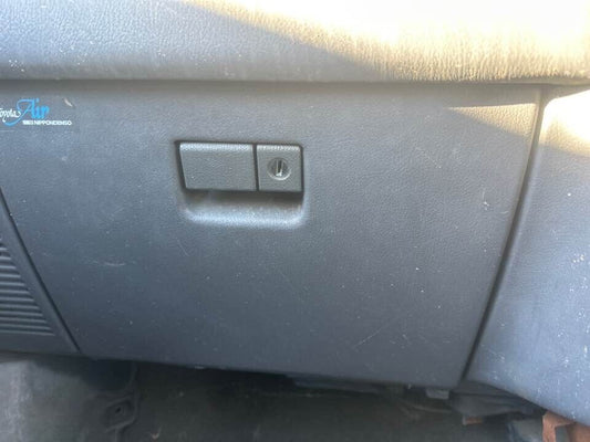 1992 Toyota 4Runner Glove Box Lid #B284