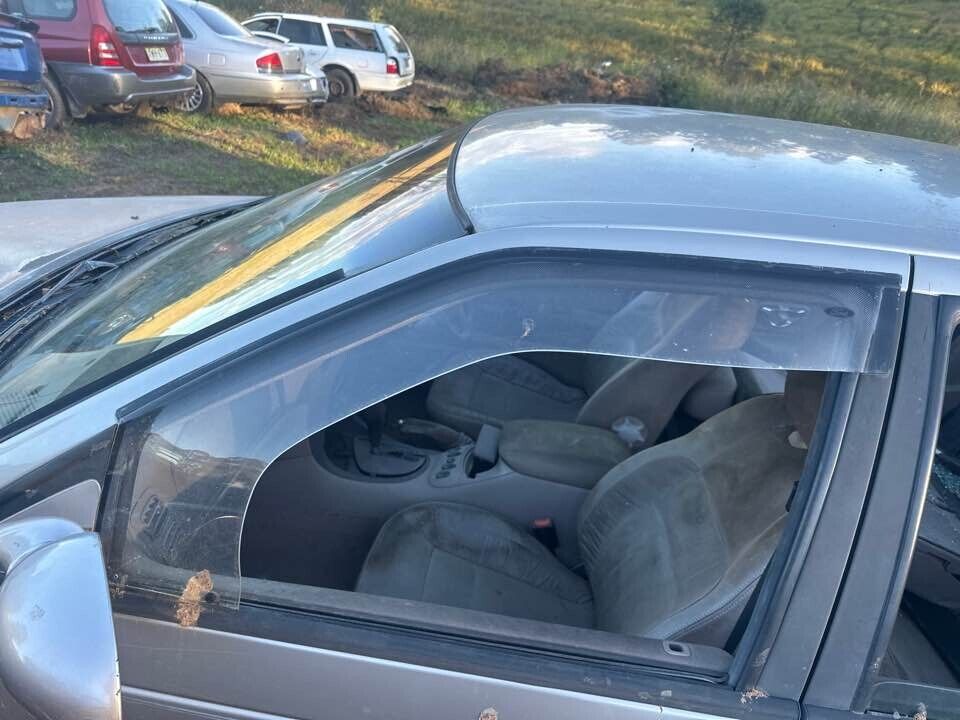 1995 Ford Ef Fairmont Weather Shield LH Front #B237