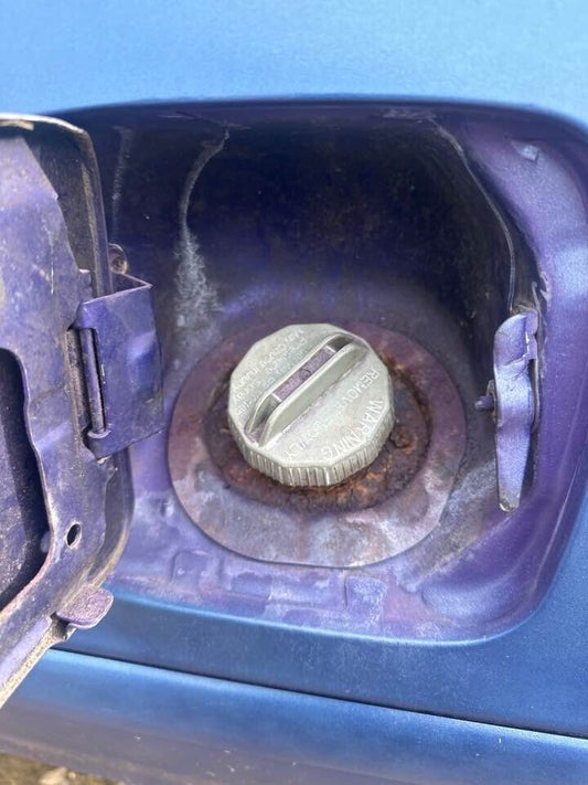 1996 Ford Festiva Fuel Cap #B217