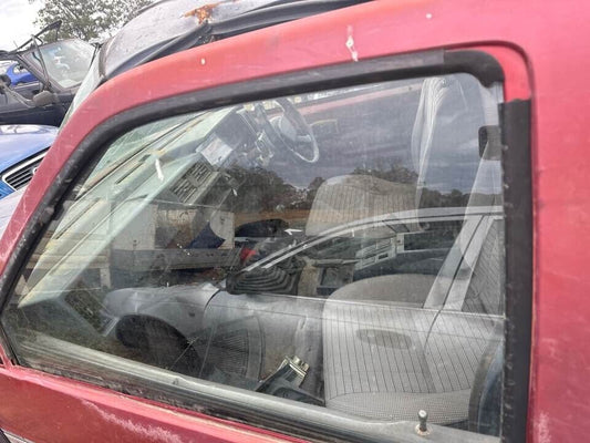 1993 Nissan Pathfinder LH Passengers Front Window Glass #B322