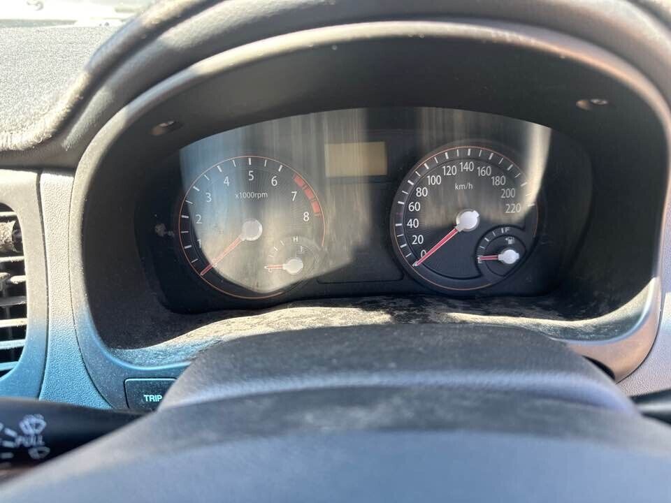 2007 Kia Rio Instrument Cluster (Electronic) #B209