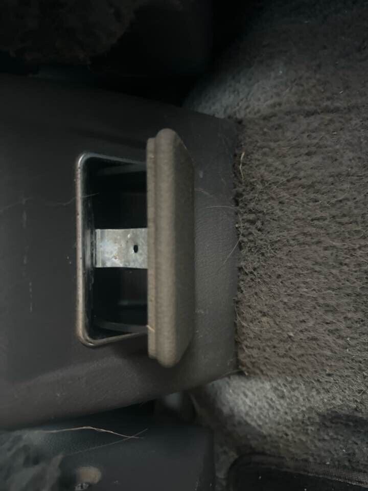 1990 Toyota 4Runner Ashtray Rear Centre #B279
