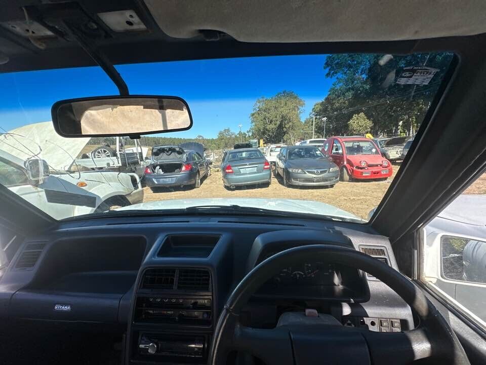 1989 Suzuki Vitara Dashboard (bare) #B268