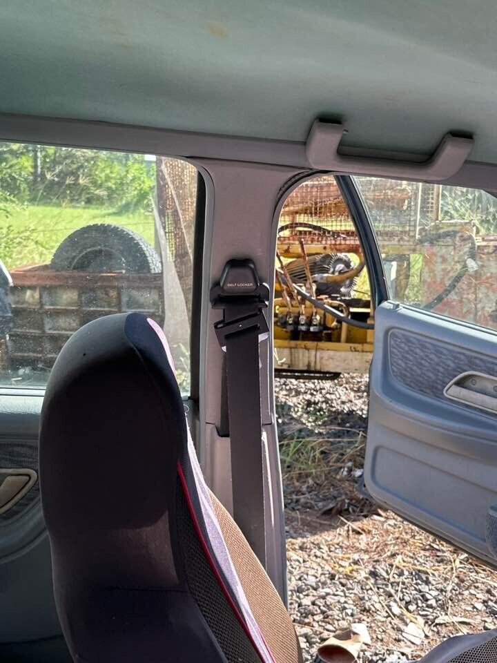 1994 Ford Ed Falcon Centre LH Inner Pillar Trim #B195