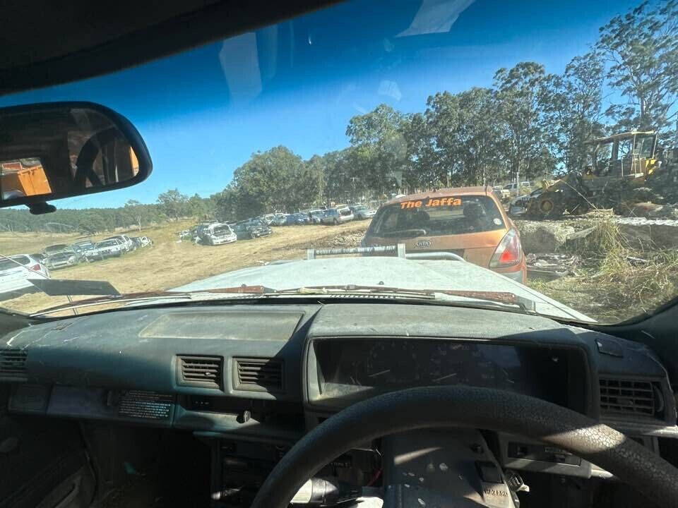 1989 Toyota 4Runner Dashboard (bare) #B276