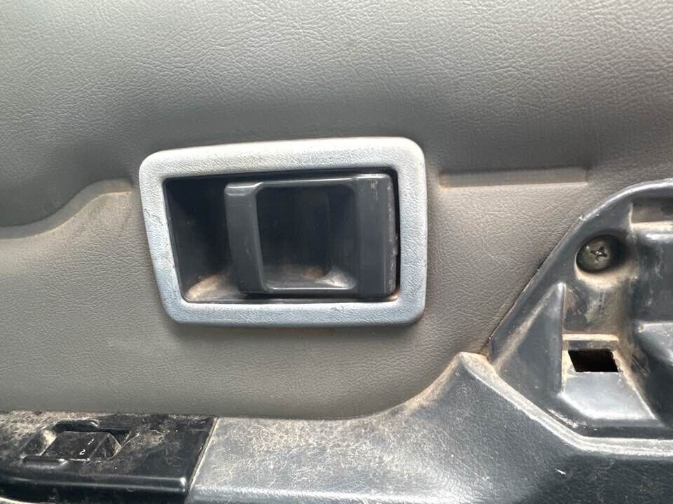 1993 Nissan Pathfinder RH Drivers Side Rear Inner Door Handle #B322