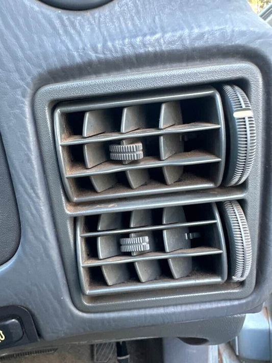 1990 Ford Ea Falcon Aircon Vents Front Right #B400