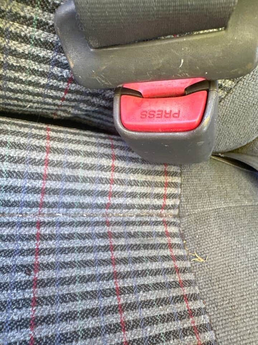 1993 Daihatsu Charade Seat Belt Stalk RH Rear #B340