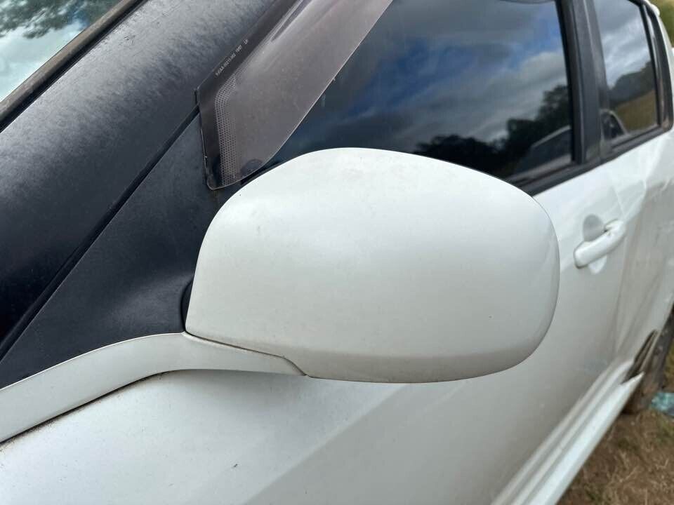 2007 Suzuki Swift LH passenger Mirror (Electric) #B228