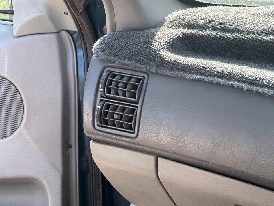 1994 Ford Ed Falcon Aircon Vents Front Left #B195