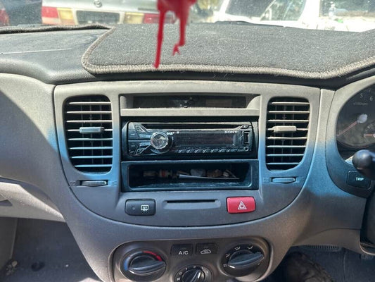 2007 Kia Rio Aircon Vents Front CENTRE #B209