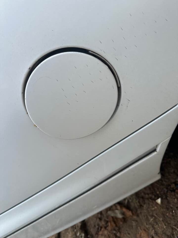 1994 Holden Vr Berlina Fuel Flap #B222