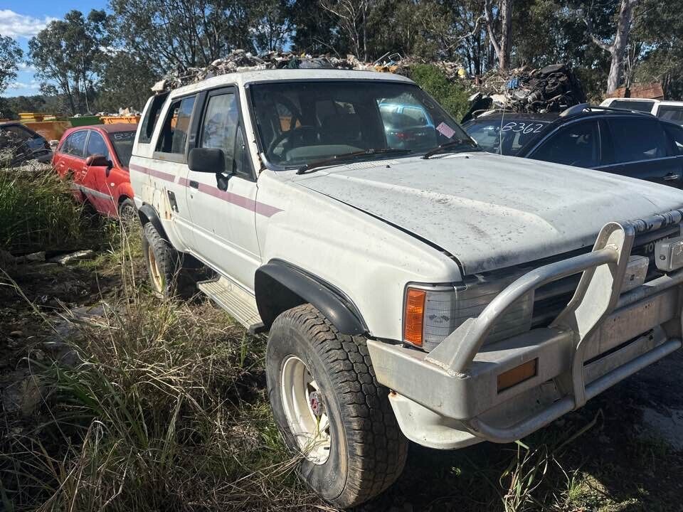 1989 Toyota 4Runner Dashboard (bare) #B276