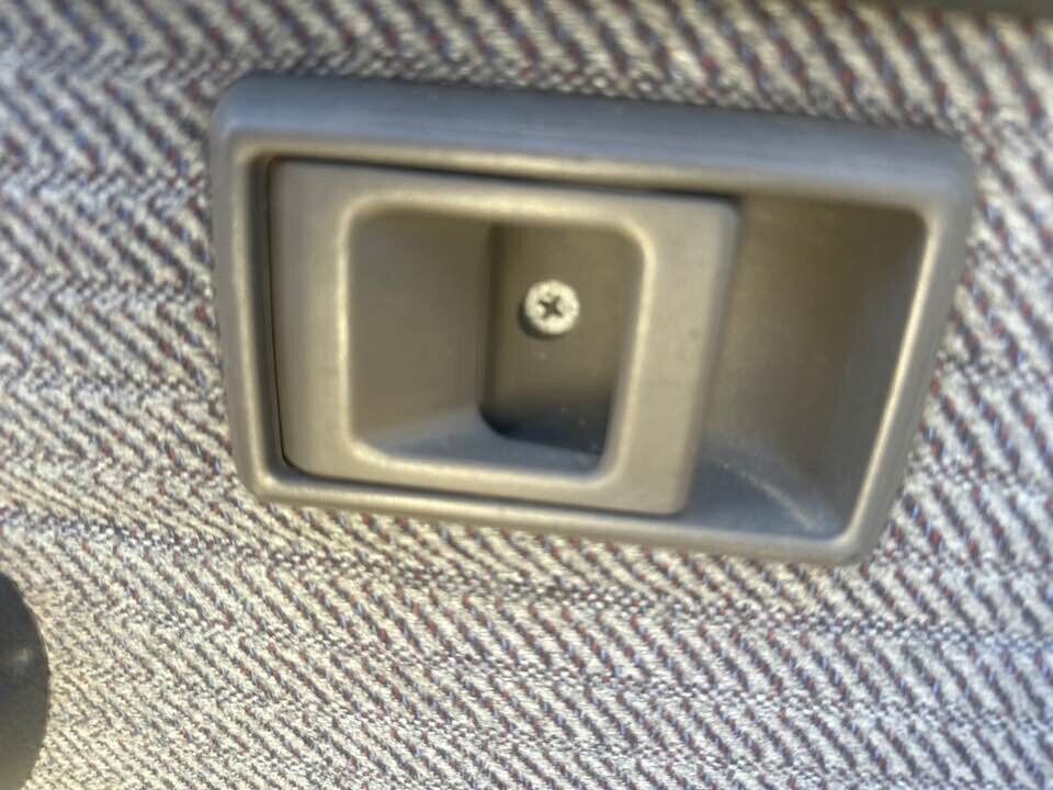 1992 Toyota 4Runner LH Passengers Side Rear Inner Door Handle #B284