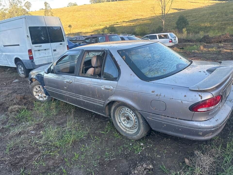 1995 Ford Ef Fairmont LH Passengers Wiper Arm #B237