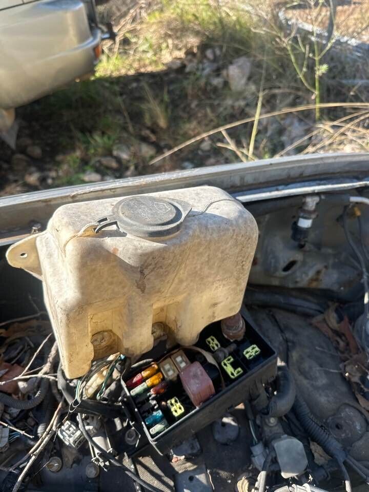 1993 Toyota 80 Series Land Cruiser Window Washer Bottle #B257