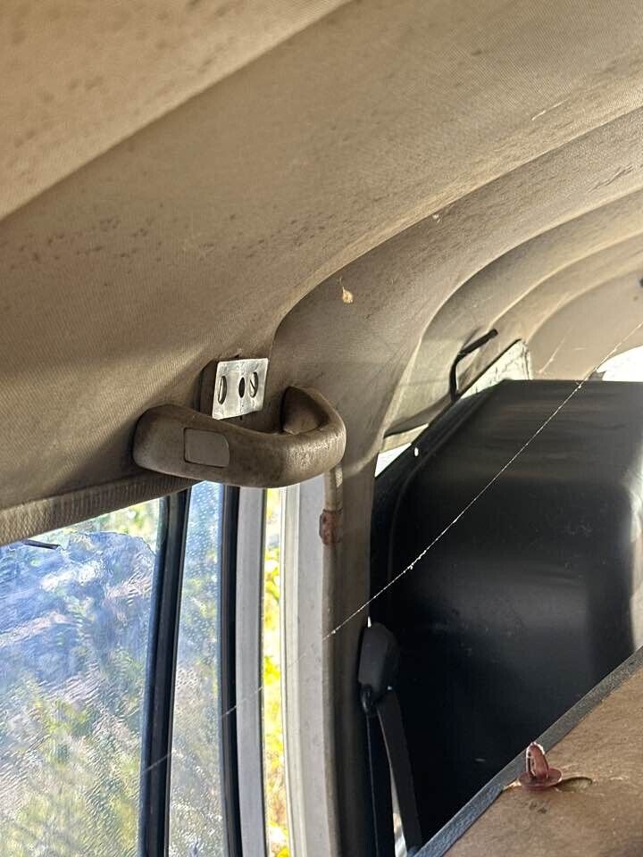 1993 Toyota 80 Series Land Cruiser Upper Grab Handle RH Rear #B257