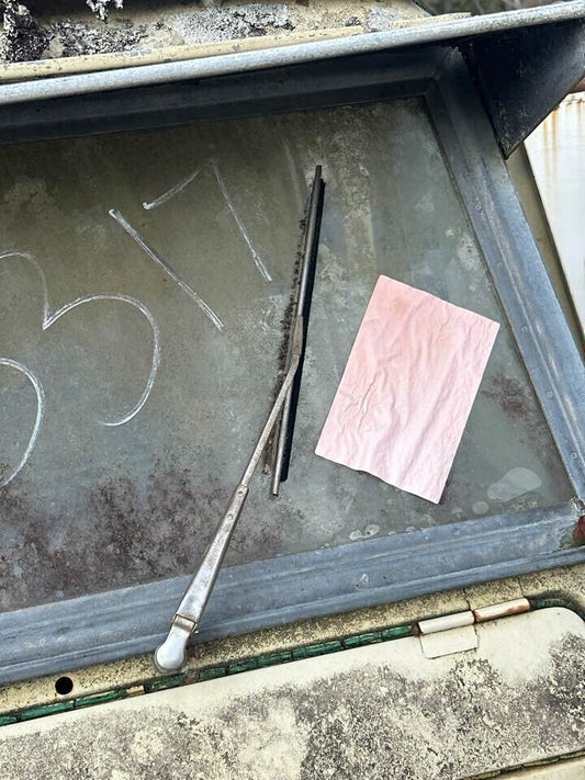 1974 Land-Rover 109 LH Passengers Wiper Arm #B317