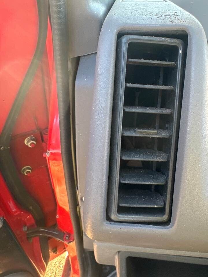 1994 Nissan S-Cargo Aircon Vents Front Left #B261