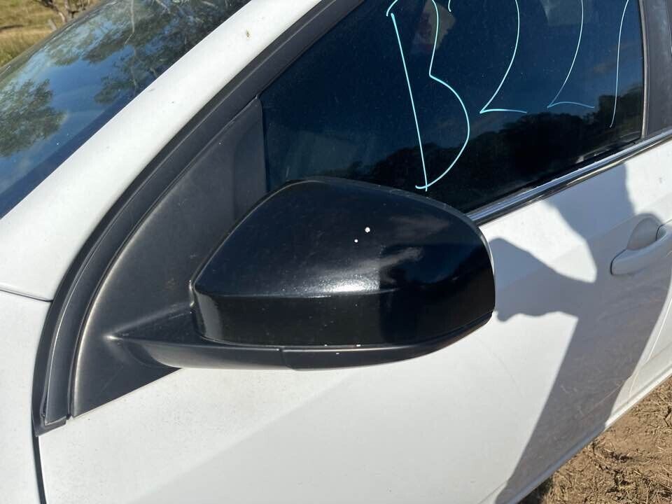 2008 Ford Fg Falcon LH passenger Mirror (Electric) #B227